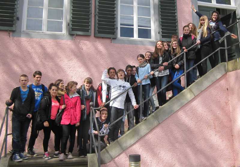 22 SchülerInnen aus Mignières bei Chartres besuchen die Franz-Stock-Ausstellung