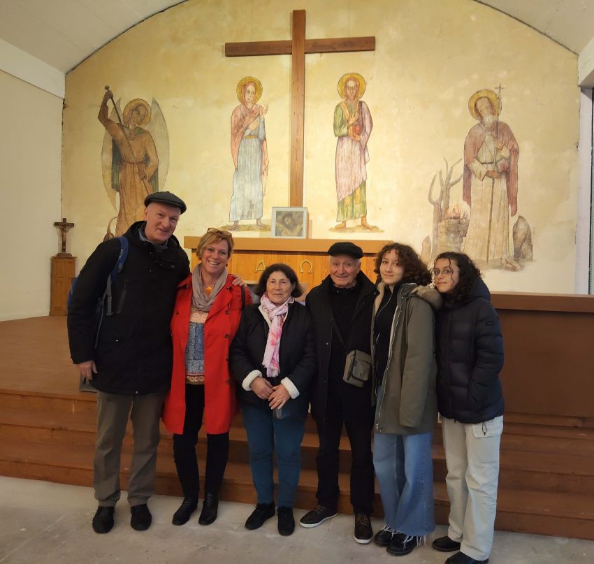 couple allemand et grands parents et leurs petits filles 30 10 2024 copie