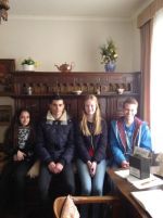 Schüler des Franz-Stock-Gymnasium zu Gast im Elternhaus Stock