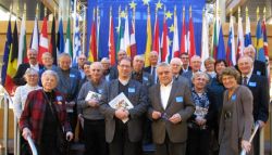 Vorstandsmitglieder der Franz-Stock-Vereinigungen aus Frankreich und Deutschland und Franz-Stock-Freunde aus Straßburg im Europaparlament